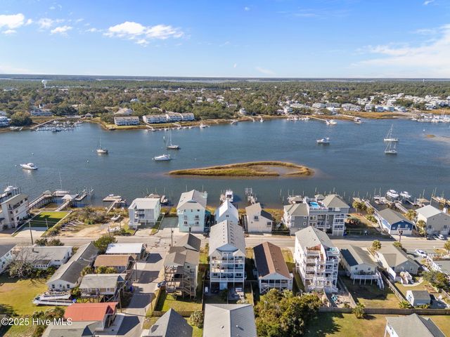 1102 Canal Drive A, Carolina Beach, NC 28428