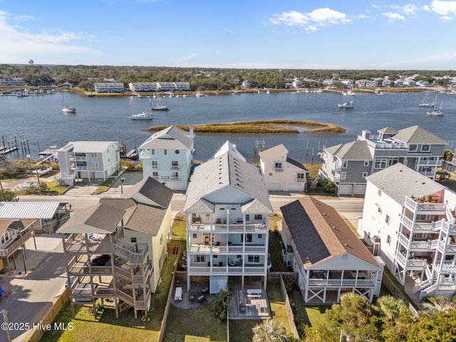 1102 Canal Drive A, Carolina Beach, NC 28428