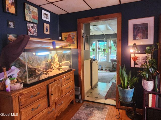 21 Walnut Street, Glens Falls, NY 12801