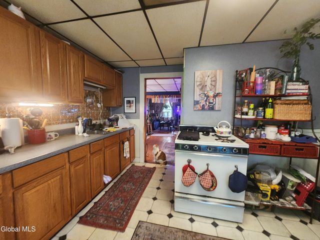 21 Walnut Street, Glens Falls, NY 12801