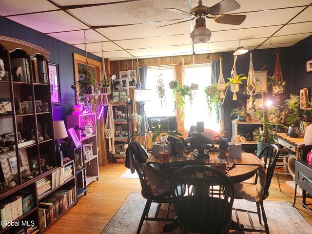 21 Walnut Street, Glens Falls, NY 12801