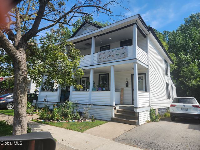 21 Walnut Street, Glens Falls, NY 12801