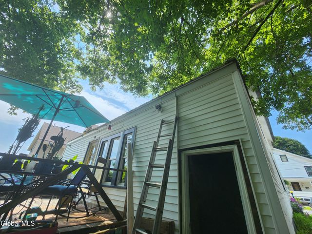 21 Walnut Street, Glens Falls, NY 12801