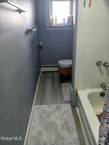 21 Walnut Street, Glens Falls, NY 12801