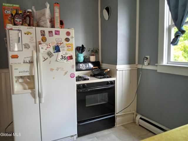 21 Walnut Street, Glens Falls, NY 12801