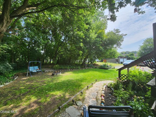 21 Walnut Street, Glens Falls, NY 12801