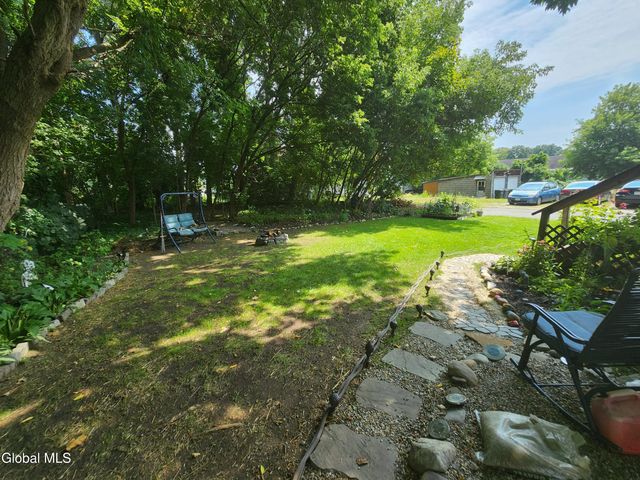 21 Walnut Street, Glens Falls, NY 12801