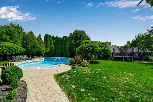 1 San Pablo Court, Amherst, NY 14051