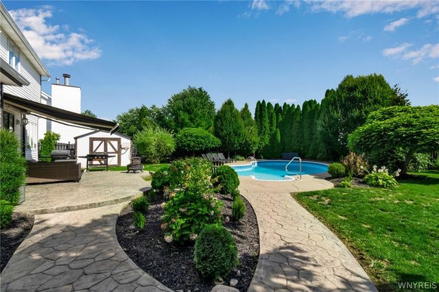 1 San Pablo Court, Amherst, NY 14051