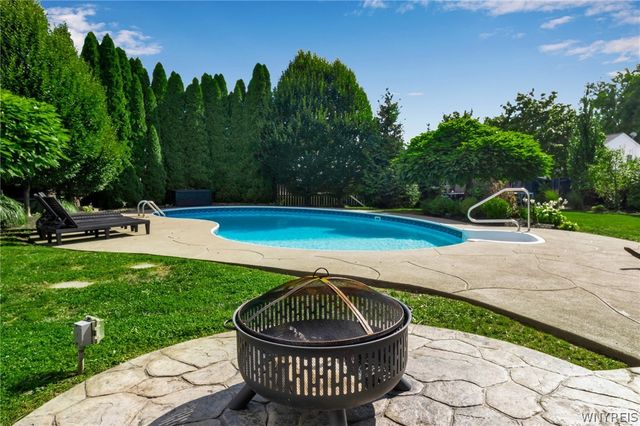 1 San Pablo Court, Amherst, NY 14051