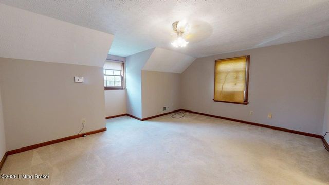2214 Alice Kay Dr, Louisville, KY 40214