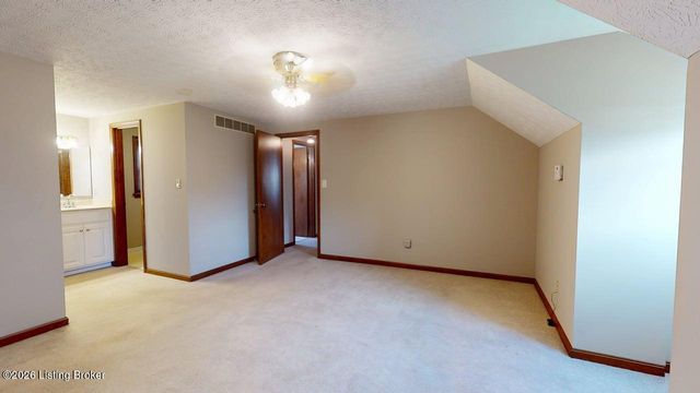 2214 Alice Kay Dr, Louisville, KY 40214