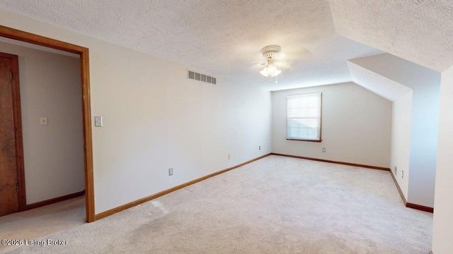 2214 Alice Kay Dr, Louisville, KY 40214