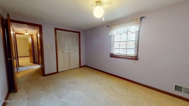 2214 Alice Kay Dr, Louisville, KY 40214