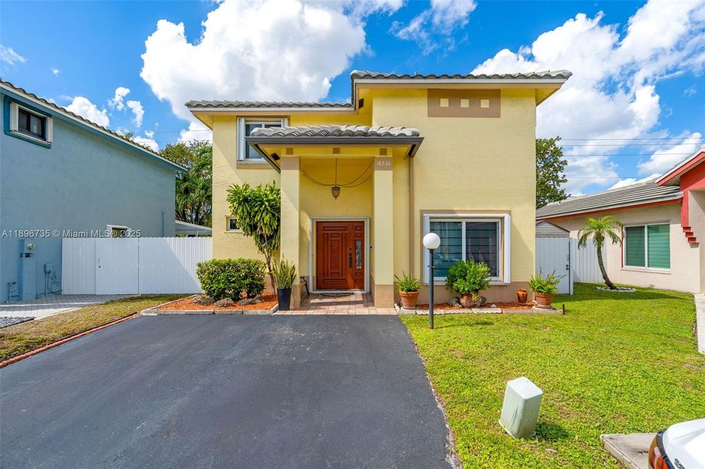18536 NW 56th Pl, Miami Gardens, FL 33055