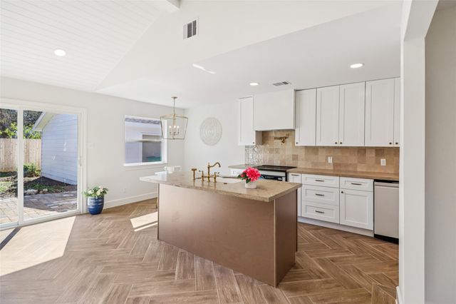 2019 Magnolia Drive, La Marque, TX 77568