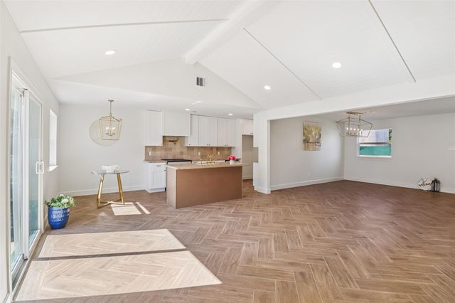 2019 Magnolia Drive, La Marque, TX 77568