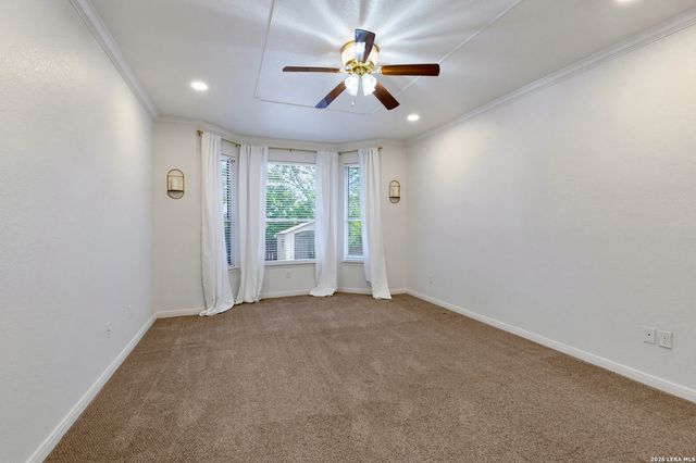 1931 Walter Raleigh, Windcrest, TX 78239