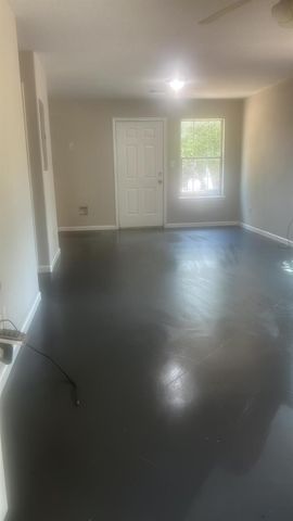 122 Lindley Street, Willis, TX 77378