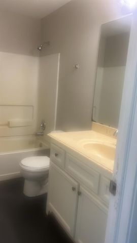 122 Lindley Street, Willis, TX 77378