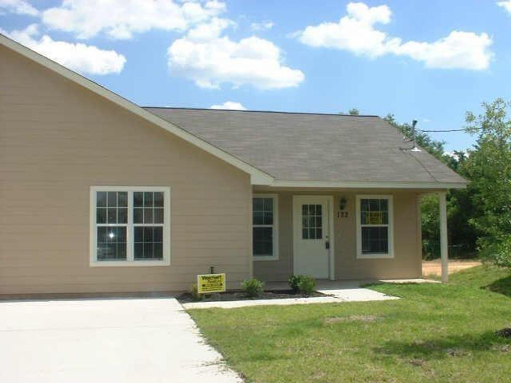 122 Lindley Street, Willis, TX 77378