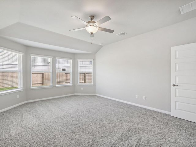 129 Skyview Farm LN, Liberty Hill, TX 78642