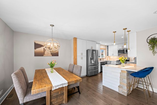 485 Lilac Lane, Elk Grove Village, IL 60007