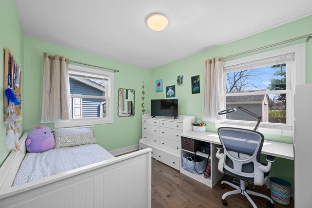 485 Lilac Lane, Elk Grove Village, IL 60007