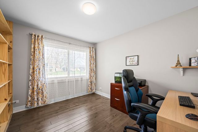 485 Lilac Lane, Elk Grove Village, IL 60007