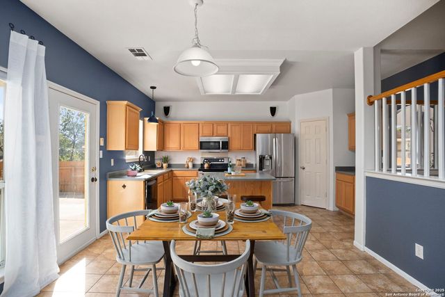 4454 Amandas Cv, San Antonio, TX 78247