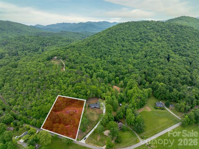 609 N Fork Road, Black Mountain, NC 28711