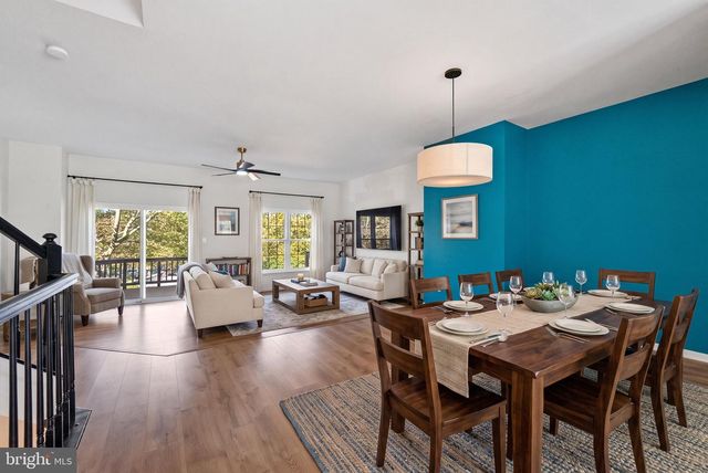 44894 POINT BAY TER, Ashburn, VA 20147