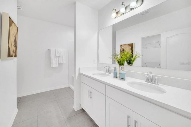 1154 OAK BLUFF DRIVE, Davenport, FL 33837