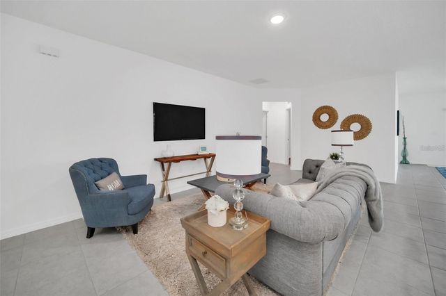 1154 OAK BLUFF DRIVE, Davenport, FL 33837