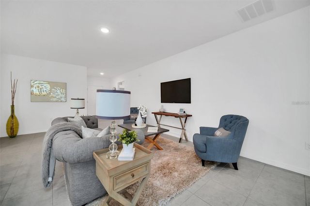 1154 OAK BLUFF DRIVE, Davenport, FL 33837