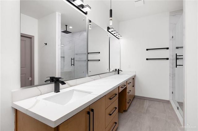 3916 Zenker Avenue, Mcallen, TX 78504