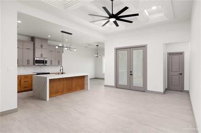 3916 Zenker Avenue, Mcallen, TX 78504