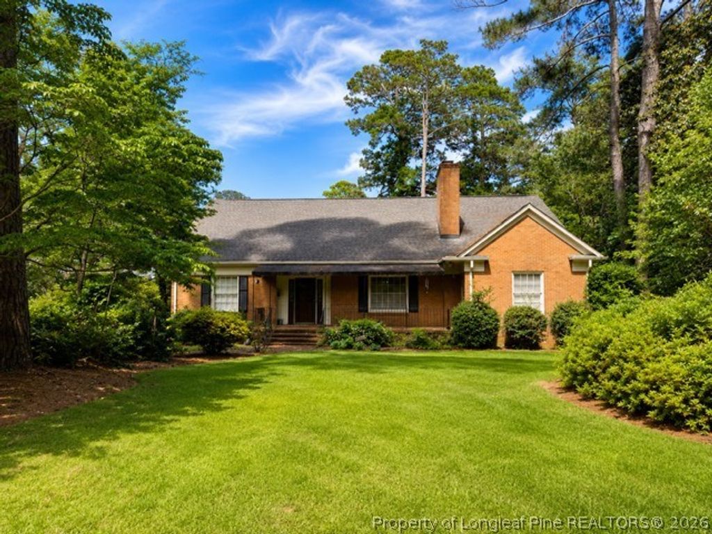 2002 N Elm Street, Lumberton, NC 28358 — exterior