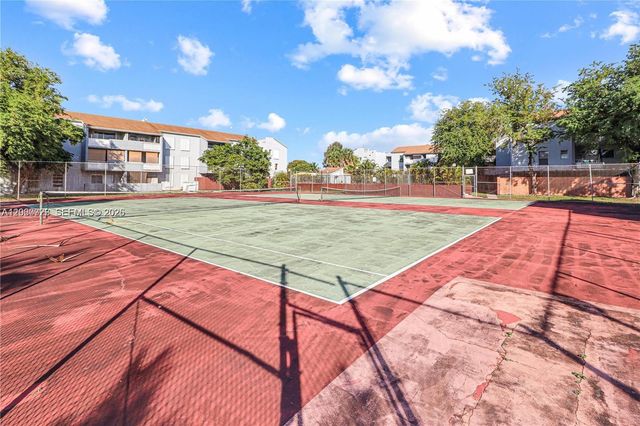 6095 W 18th Ave S219, Hialeah, FL 33012