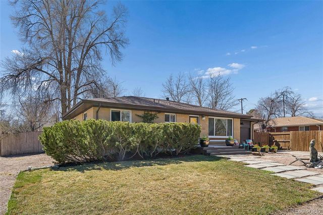 7540 W Calahan Avenue, Lakewood, CO 80232