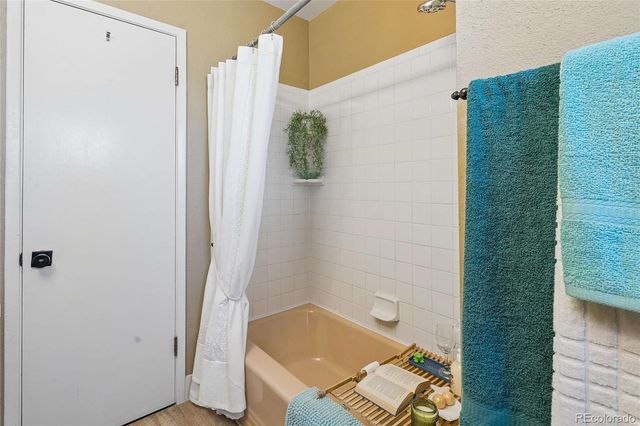 7540 W Calahan Avenue, Lakewood, CO 80232