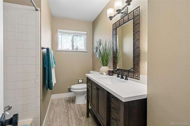 7540 W Calahan Avenue, Lakewood, CO 80232