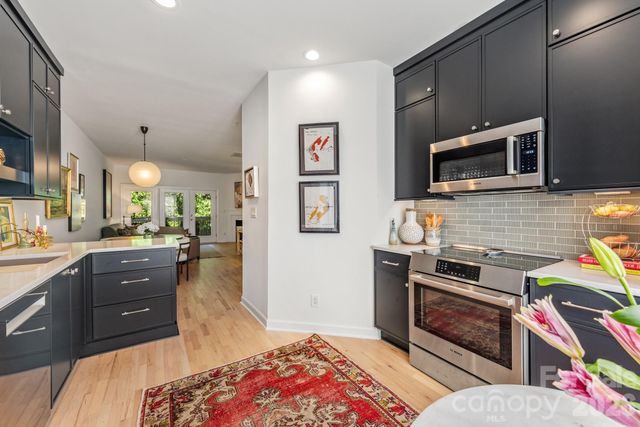367 W 7th Street, Charlotte, NC 28202