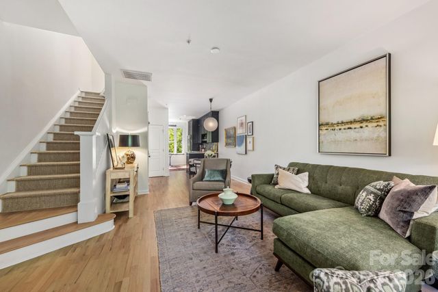 367 W 7th Street, Charlotte, NC 28202
