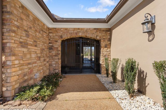 235 AMHERST DR, Arlington, TN 38002