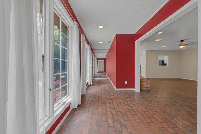 4609 Barwick Drive, Fort Worth, TX 76132