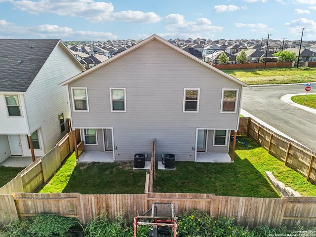 7517 Briarwood Pass, San Antonio, TX 78252