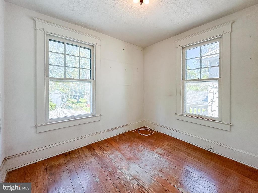 Image 12 of property listing at 505 POPLAR HILL AVE, Salisbury, MD 21801