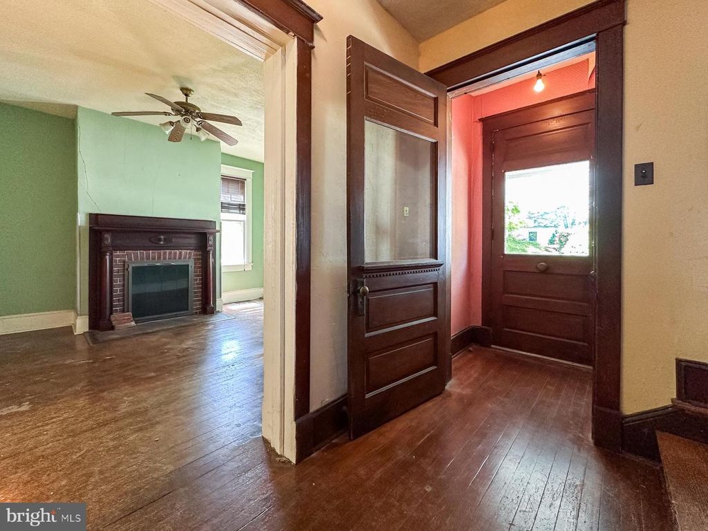 Image 9 of property listing at 505 POPLAR HILL AVE, Salisbury, MD 21801