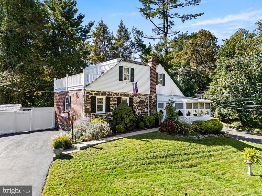 756 E PROVIDENCE RD, ALDAN, PA 19018 — exterior
